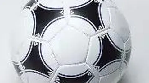 樊少皇喜得千金，妻子晒照庆祝二胎女儿满月